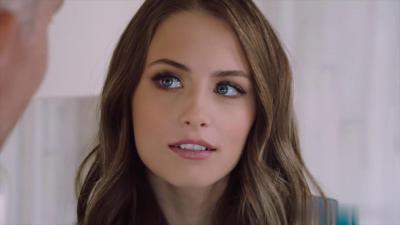 蜜臀OLの绝佳地点遭上司突袭！工作间隙的挑逗时刻被老板意外撞破